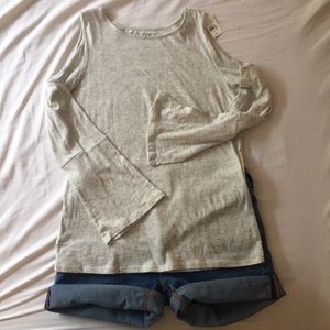 👚TOP - NWT LOFT Cold Shoulder Tee w/Bell Sleeves